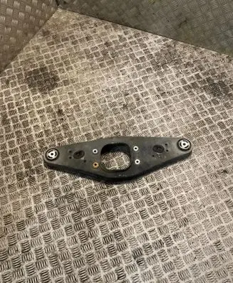 Mercedes-Benz E W211 Rear differential/diff mount bracket A2303521806 2303521806