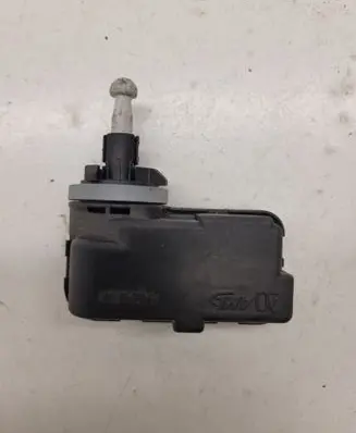 Seat Toledo III (5P) Headlight level adjustment motor 5P0941295