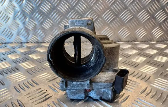 Volkswagen PASSAT B6 Throttle valve 03G128063C A2C53099815