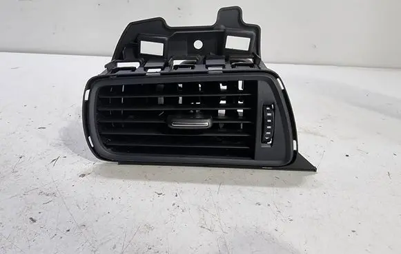 Audi A6 S6 C7 4G Dashboard side air vent grill/cover trim 4G1820901 9025700