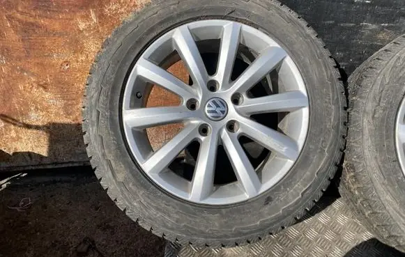 Volkswagen Touareg II R18 alloy rim 7P6601025B