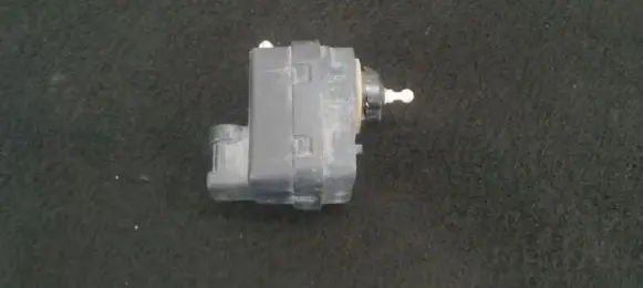 Renault Laguna I Headlight level adjustment motor 