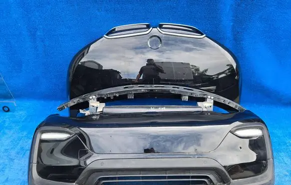 BMW i3 Front piece kit 7375891 7296805 7296849