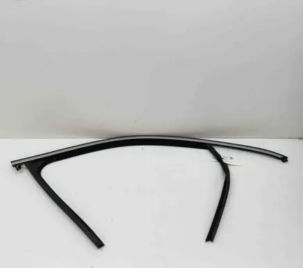 Porsche Cayenne (92A) Front door glass trim molding 7P0837432H