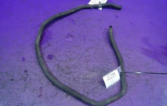 Ford C-MAX I Engine coolant pipe/hose