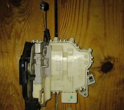 Seat Altea Rear door lock 5P0839012B