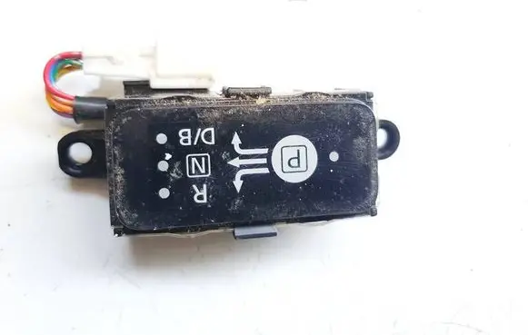 Nissan Leaf I (ZE0) Gear selector 