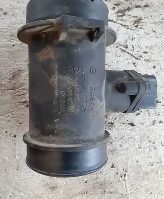 Mercedes-Benz E W210 Mass air flow meter 0280217114 0000940948 0019