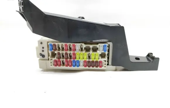 Toyota Auris 150 Fuse module 8922112481 50115055
