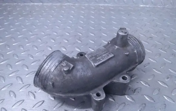 Volvo S60 Intercooler hose/pipe 08631538