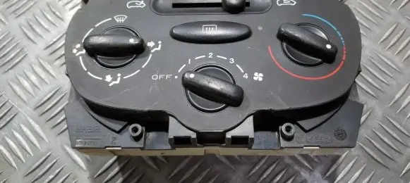 Peugeot 206 Climate control unit 4423401 64138
