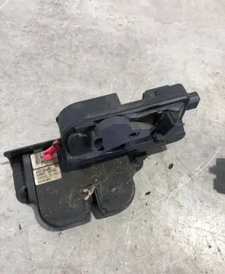 Mercedes-Benz Vito Viano W639 Tailgate/trunk/boot lock/catch/latch A6397401635