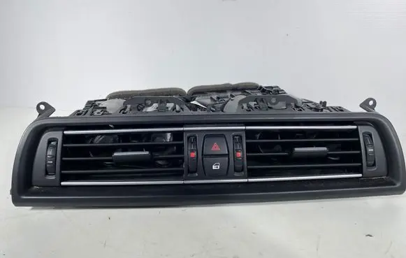 BMW 5 F10 F11 Dash center air vent grill 6422 116116 9166891