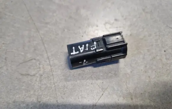 Fiat Fullback Outside/external air temperature sensor T1026196C