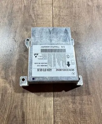 Mercedes-Benz C W204 Airbag control unit/module A2048706826 5WK44004 T06JF22146902F6