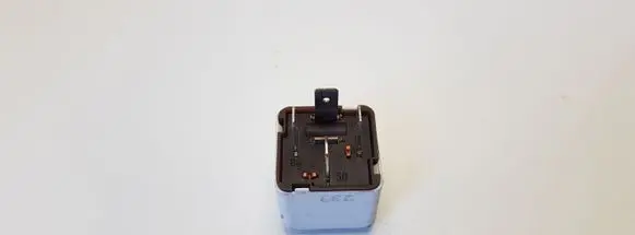 Opel Signum Other relay 24438885