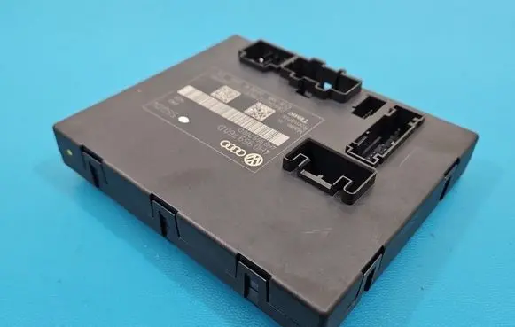 Audi A8 S8 D4 4H Central body control module 4H0959760D IMPRK1577079