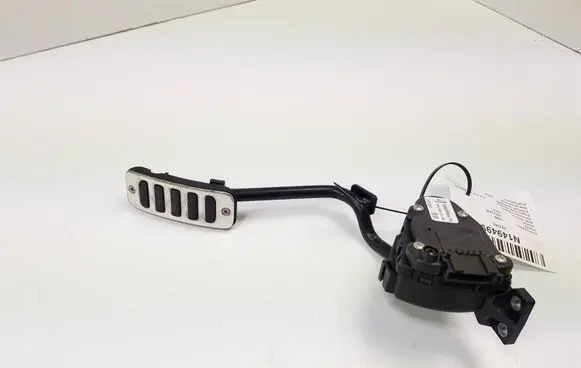 Jaguar XK - XKR Accelerator throttle pedal 6W83-9F836-A