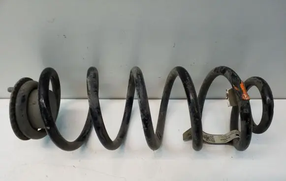 Chrysler 200 Rear coil spring 68231588AA