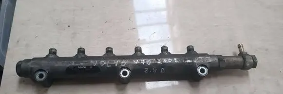 Volvo V70 Fuel main line pipe 0445215010