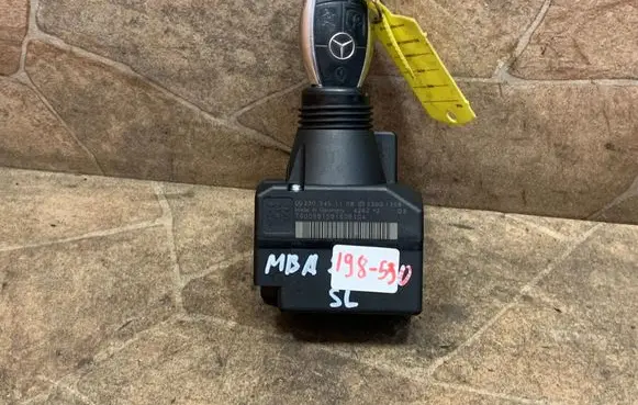 Mercedes-Benz SL R230 Ignition lock A2305451108
