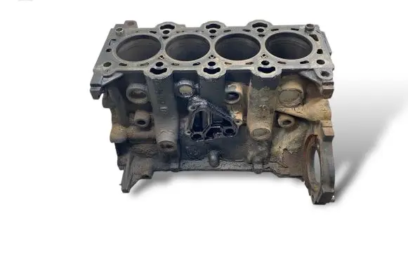 Hyundai i30 Engine block D4FB