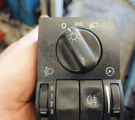Opel Zafira A Light switch 09133250 09138348