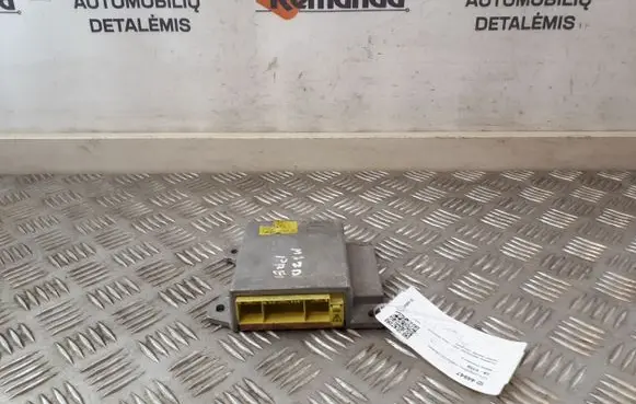Mazda Premacy Airbag control unit/module 3326049