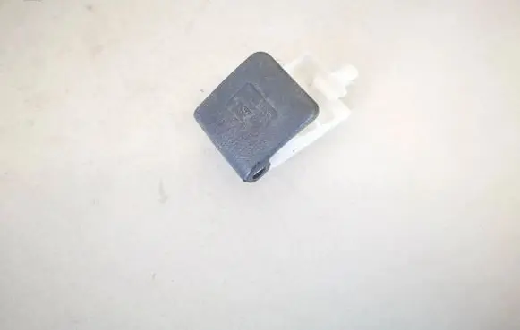 Toyota Prius (XW20) Engine bonnet (hood) release handle