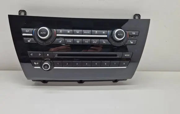 BMW X5 F15 Climate control unit 6831944