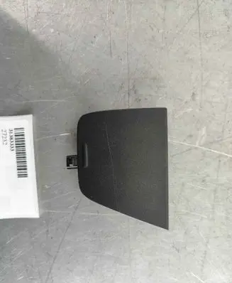 Volvo V90 Cross Country Rear bumper row hook cap/cover 31383333