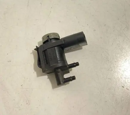 Audi A6 S6 C6 4F Turbo solenoid valve 1J0906283C