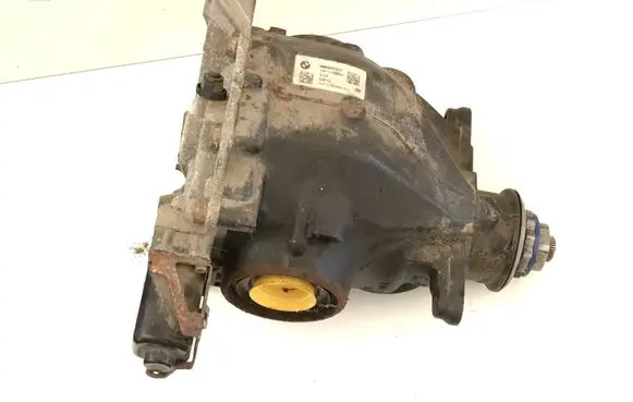 BMW X7 G07 Front differential 8686993 1911150097