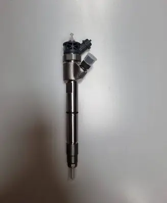 Iveco Daily 6th gen Fuel injector 0445110564 5801644454 0986435255