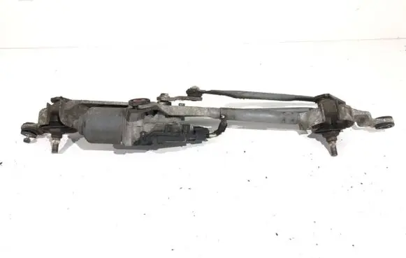Front wiper linkage and motor