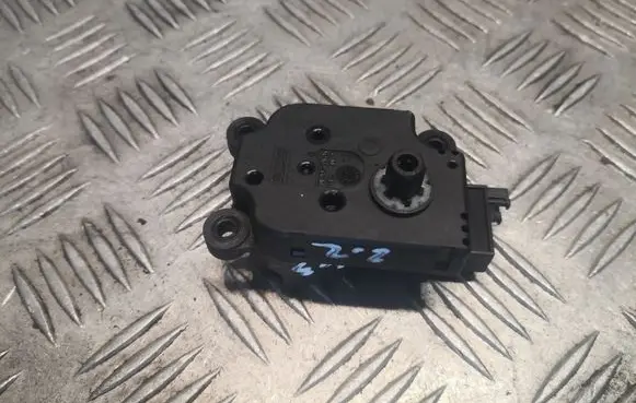 Mercedes-Benz C W203 Intake manifold valve actuator/motor A2038201642 2038201642