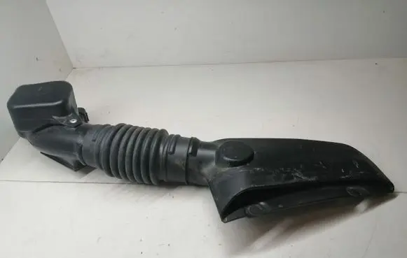 Mitsubishi Outlander Air intake duct part 1505A661
