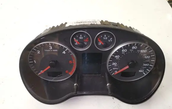 Audi A3 S3 8P Speedometer (instrument cluster) 8P0920981B