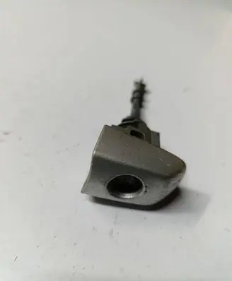 Suzuki SX4 Front door lock (next to the handle) 