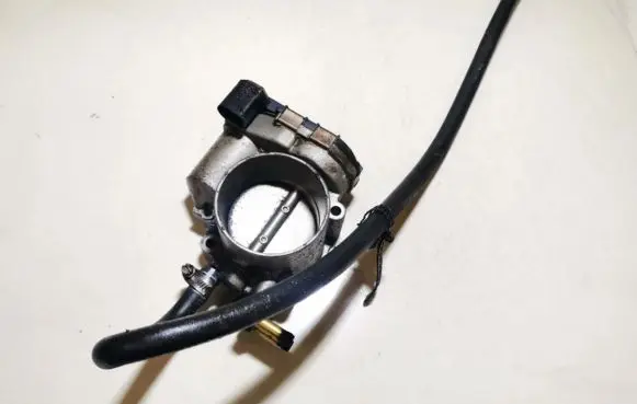Audi A4 S4 B5 8D Throttle valve 078133062b 0280750030