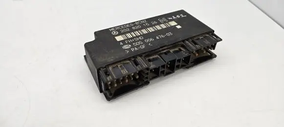 Mercedes-Benz E W124 Comfort/convenience module 2028201526