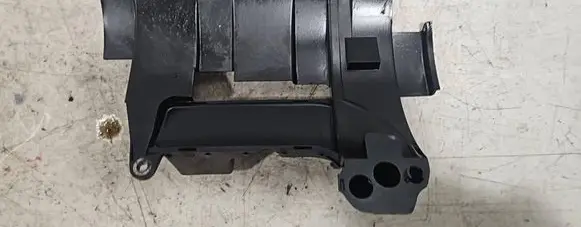 Volkswagen PASSAT B6 Other engine bay part 03G103623A