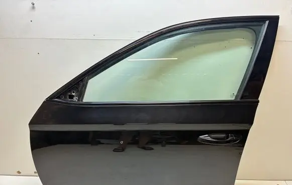 Skoda Superb B8 (3V) Front door