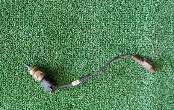Coolant temperature sensor