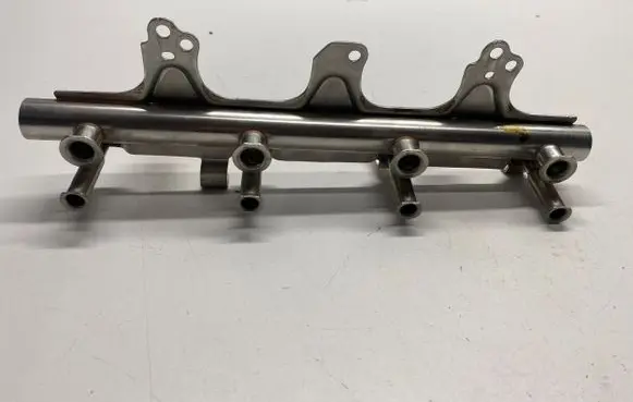 Audi A4 S4 B8 8K Fuel main line pipe 06J133317M