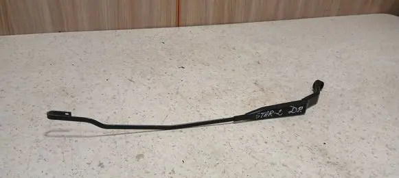 Mitsubishi Space Star Front wiper blade arm P0LHD 4096