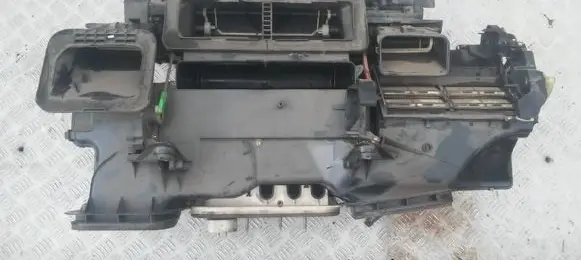 Volkswagen Golf IV Interior heater climate box assembly 5920771130