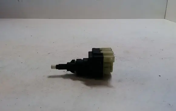 Audi A4 S4 B6 8E 8H Brake pedal sensor switch 1K2945511