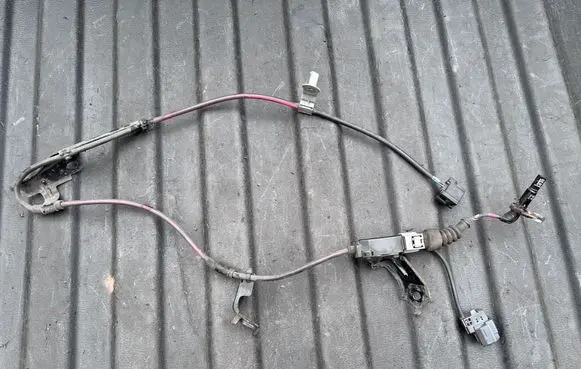 Lexus RX 450H ABS brake wheel speed sensor 8954348070 7FSXL 8282147150