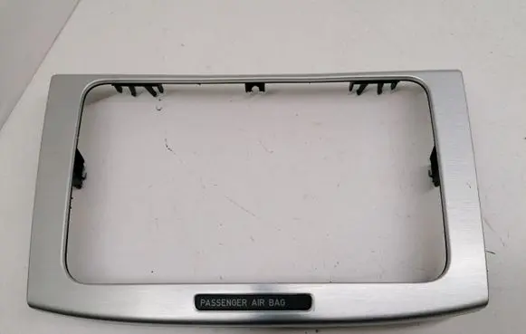 Volkswagen PASSAT B6 Radio/GPS head unit trim 3C0858069 3C0858069A